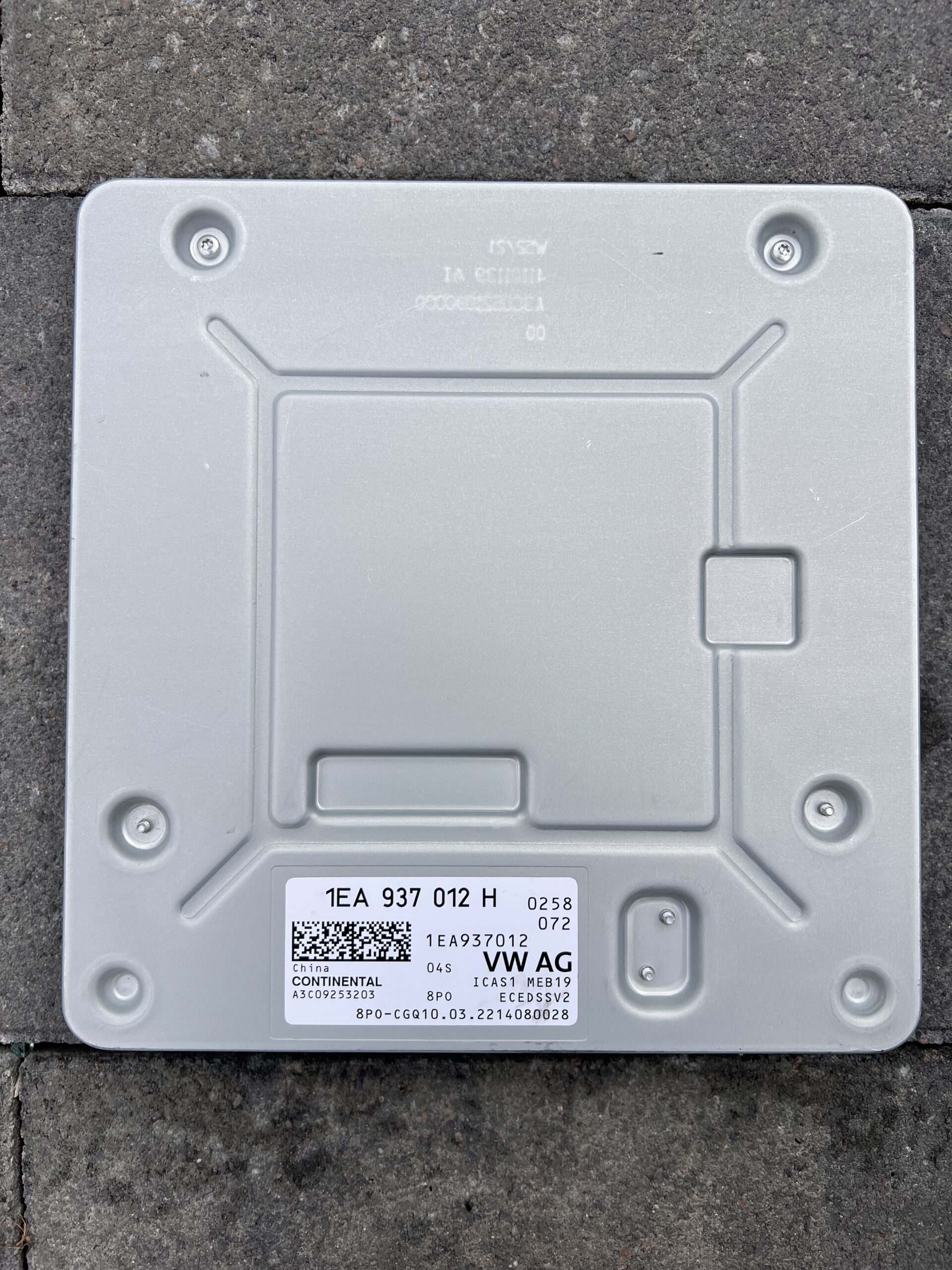 Блок керування кузовною електронікою / Gateway (1EA 937 012 N)