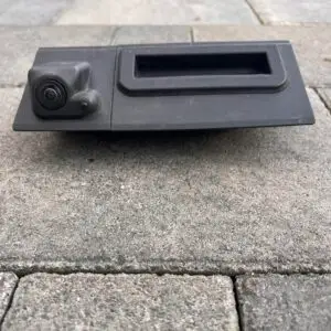 Камера в зборі з електричною ручкою задньої кришки багажника 4K8980553A