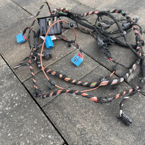 Електричний жгут (кабельний набір) для задньої двері/багажника 11G971147E