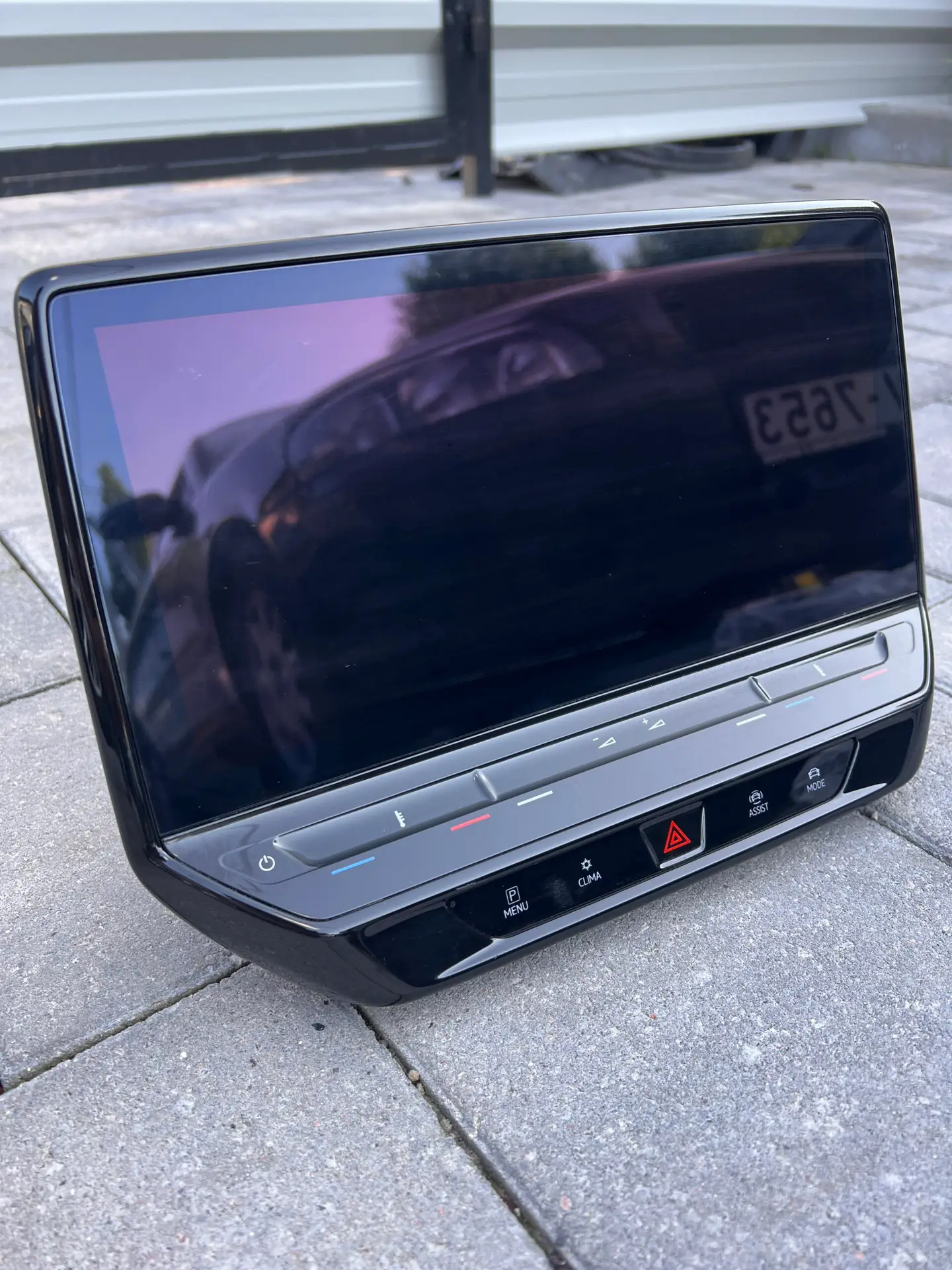 Центральний сенсорний дисплей мультимедіа 10A919606R