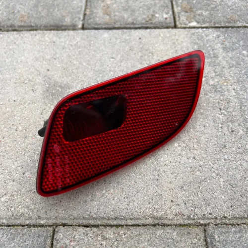 Відбивач (reflector panel) 11B945702A