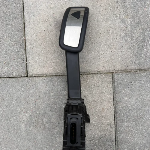 Електронна педаль акселератора (електропривід газу) 1EB723503