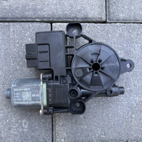 Електромотор склопідйомника для задньої правої двері 5Q0959408D