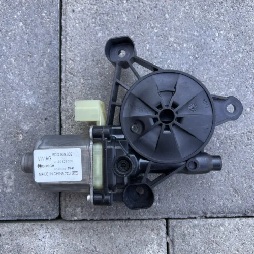 Електромотор склопідйомника для переднього лівого або правого вікна 5QD959802