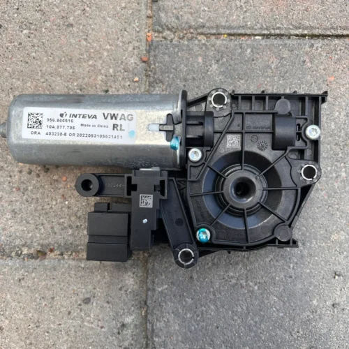 Eлектродвигун панорамного даху 10A877795