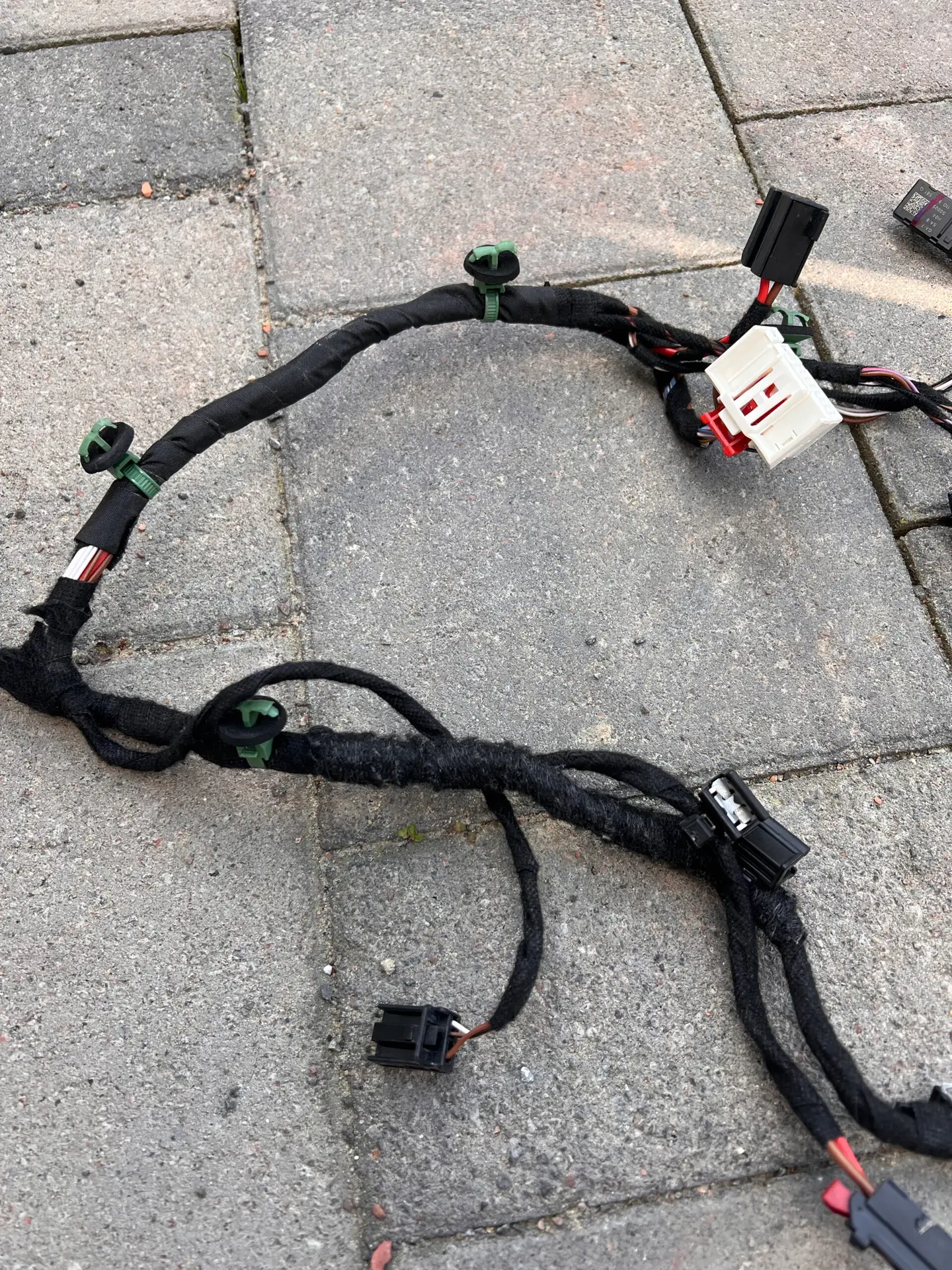 Проводка для дверей задніх лівих 11G970403 - Зображення 3